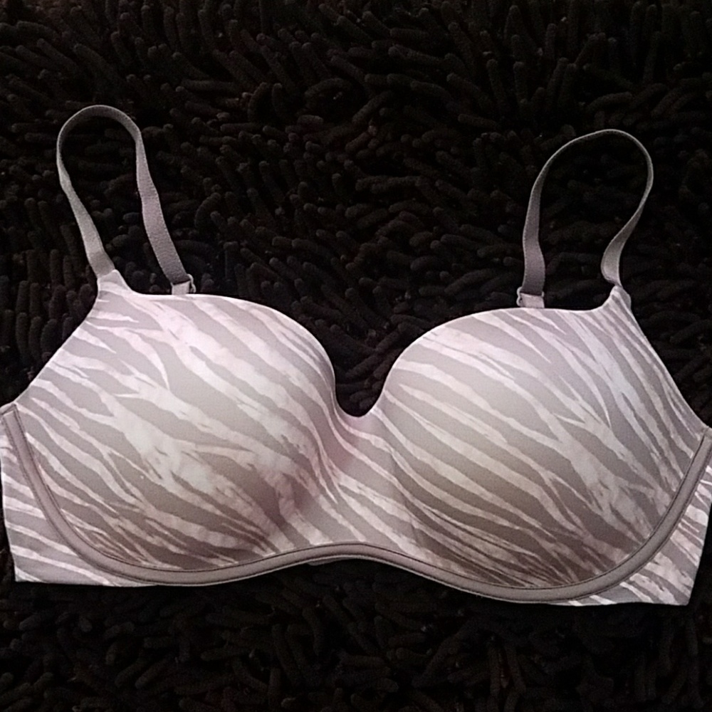 34 DD by Victoria Secret